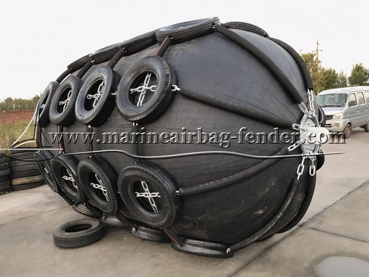 Kapal ke Kapal Fender Karet Dock Fender Yokohama Tipe Inflatable Dengan Periode 24 Bulan
