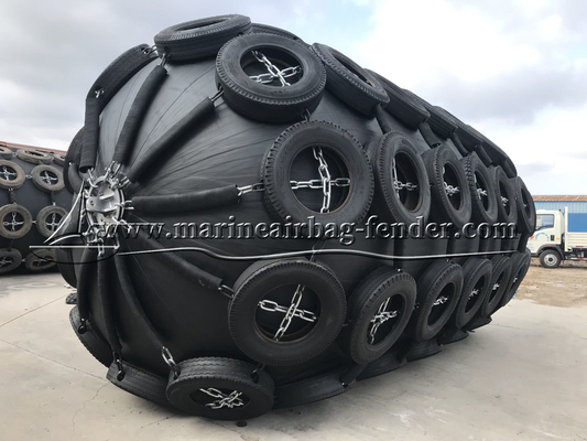 Pneumatic Marine Fender Rubber Bumper Untuk Perlindungan Kapal Dan Pelabuhan 50kpa 80kpa