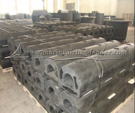 Fender karet tipe Marine Solid D ukuran / ketebalan disesuaikan
