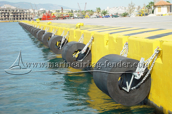 Kapal Peluncuran Fender Karet Laut Hitam Dengan Semua Aksesoris