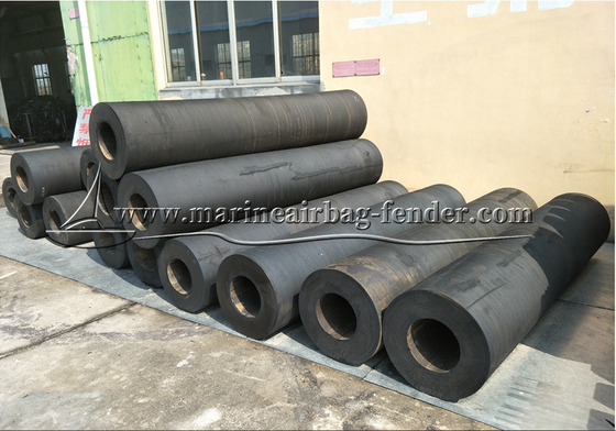 Custom Boat Rubber Fender Cylindrical Marine Fenders Umur panjang