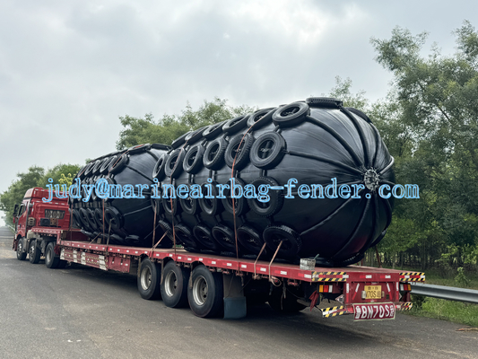 Fender Karet Inflatable Tensile Tinggi Laut Untuk Aplikasi Offshore Mudah Bekerja
